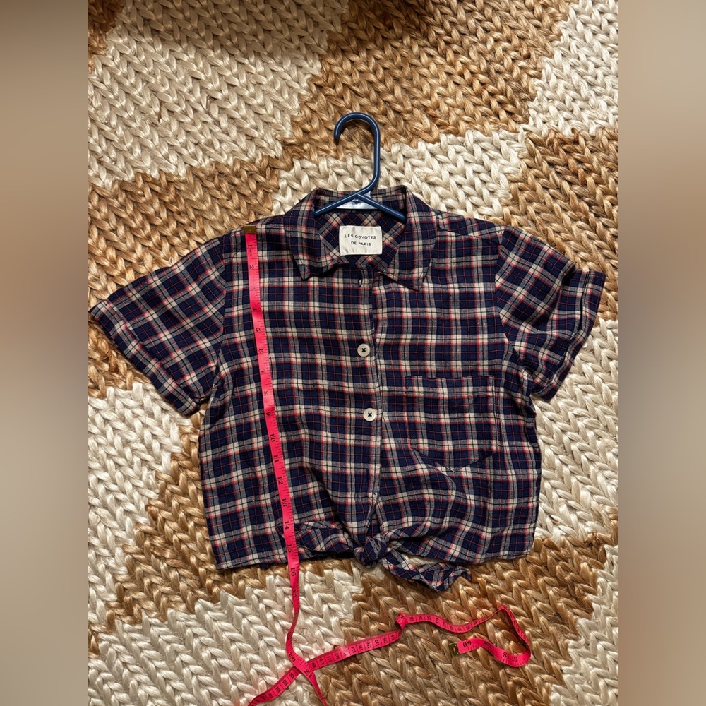 Les Coyotes Des Paris Plaid Linen Cropped Tie Front Shirt - Blue and Red, Small - Picture 6 of 7